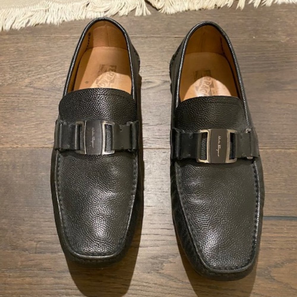 Salvatore Ferragamo Sardegna Black Pebbled Leather